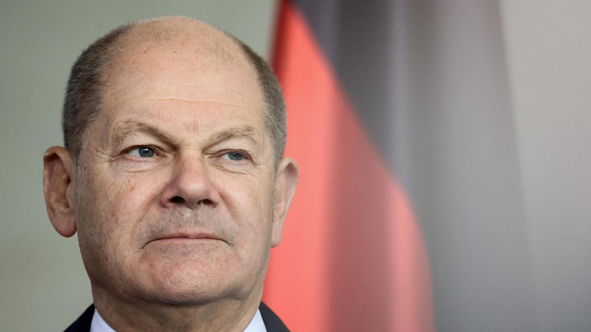 Deutschland untersucht ein schwerwiegendes Informationsleck des Militärs, kündigte Bundeskanzler Scholz an